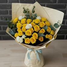 Букет цветов из:  Розы в Знаменском Краснодарский край