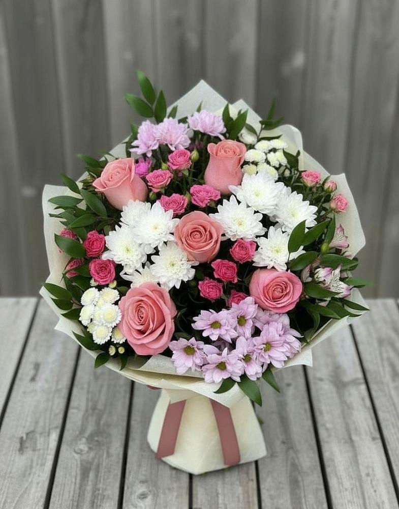 Букет цветов из: Альстромерии, Гвоздики, Розы и Хризантемы в Знаменском Краснодарский край