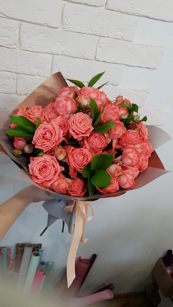 Букет цветов из: Розы в Знаменском Краснодарский край