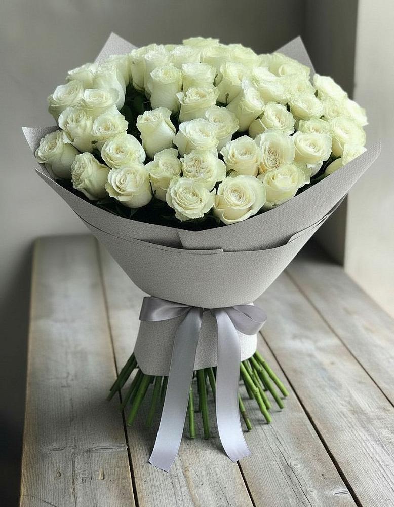 Букет 35 Белых роз в Знаменском Краснодарский край