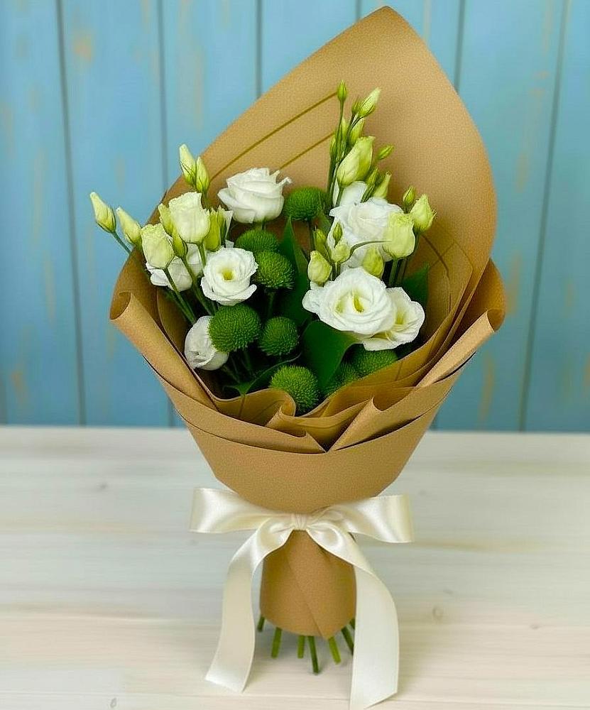 Букет цветов из: Хризантемы и Лизиантусы в Знаменском Краснодарский край