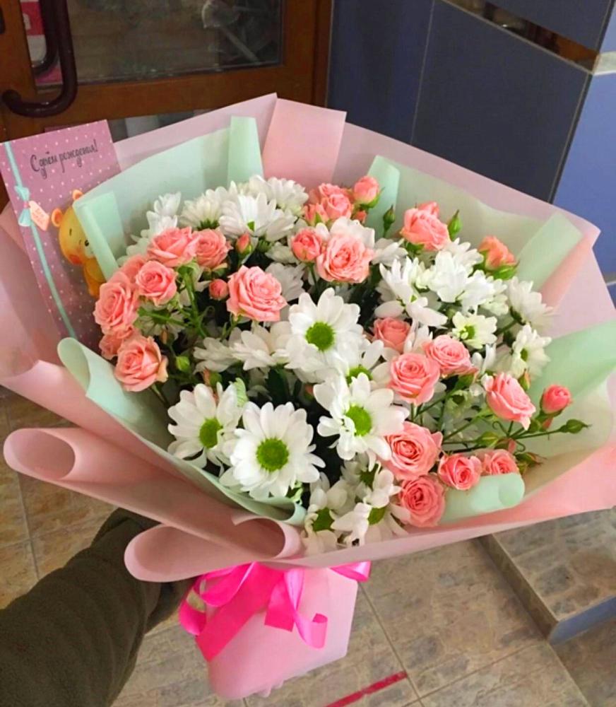 Букет цветов из: Розы и Хризантемы в Знаменском Краснодарский край