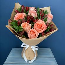 Букет цветов из:  Розы и Альстромерии в Знаменском Краснодарский край