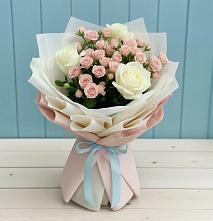 Букет цветов из:  Розы в Знаменском Краснодарский край