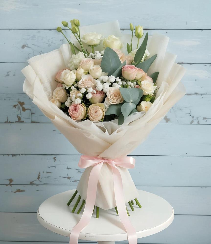 Букет цветов из: Розы и Лизиантусы в Знаменском Краснодарский край