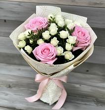 Букет цветов из:  Розы в Знаменском Краснодарский край