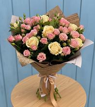 Букет цветов из:  Розы в Знаменском Краснодарский край