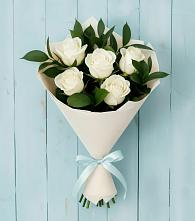 Букет цветов из:  Розы в Знаменском Краснодарский край