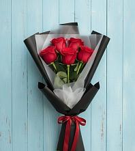 Букет цветов из:  Розы в Знаменском Краснодарский край